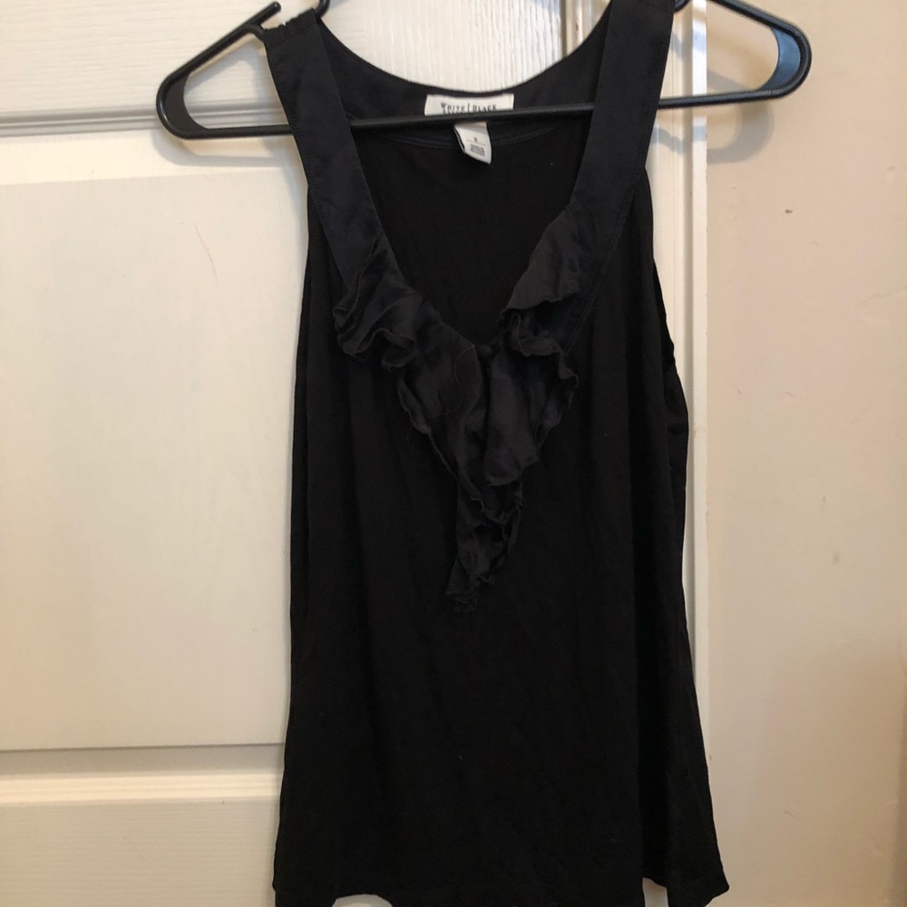 Black v-neck Top w/ ruffles